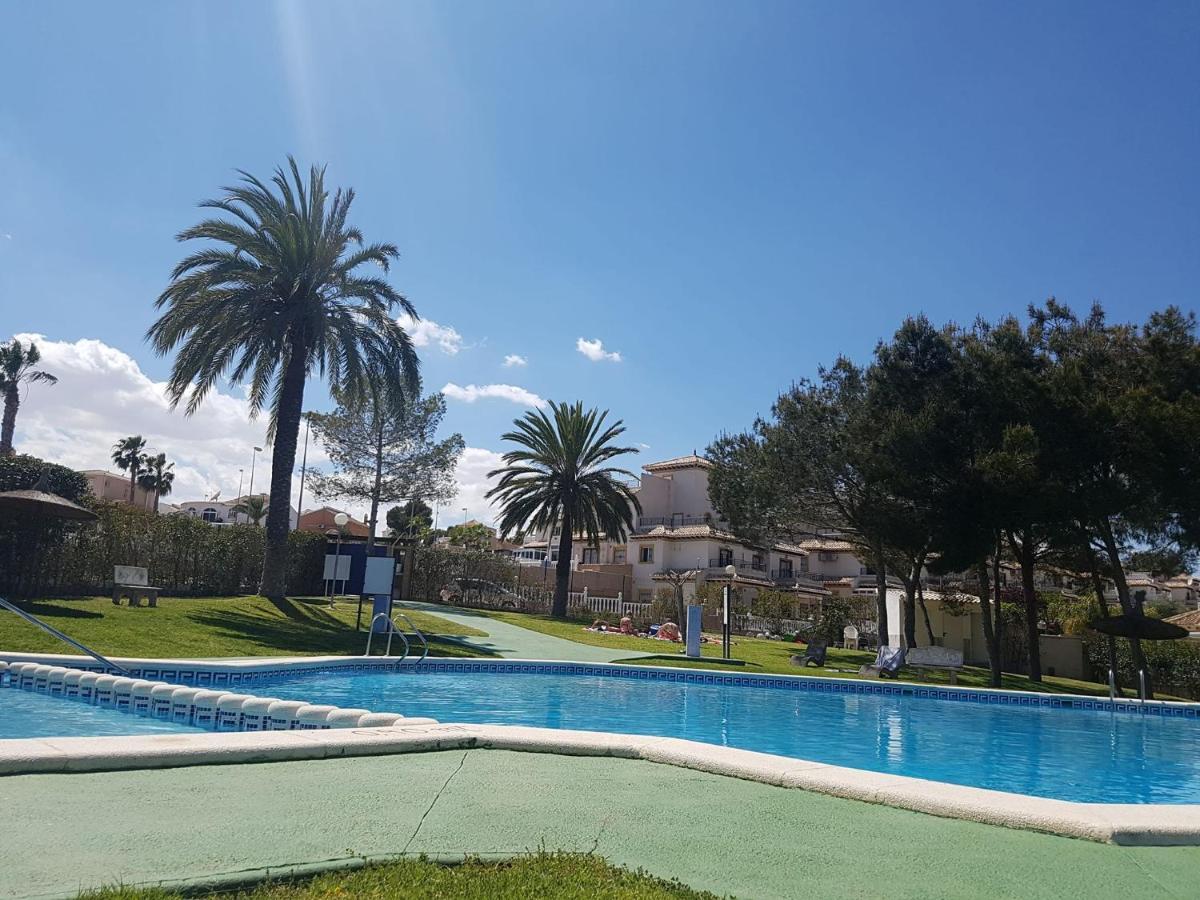 Casa Villamartin Blue Lagoon Dehesa de Campoamor  Exteriér fotografie